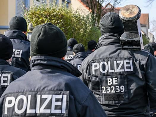 Clankriminalität: Fallzahlen sinken zum dritten Mal in Folge