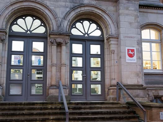 Dreifache Mutter getötet – Ehemann steht vor Gericht