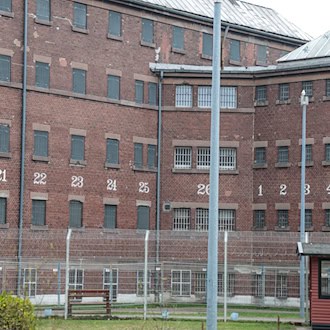 Mehr als 20 Verdächtige - Bestechungsfall in Bremer JVA