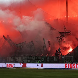Hannover 96 wegen Pyrotechnik im Niedersachsen-Derby zu 230.400 Euro Geldstrafe verurteilt