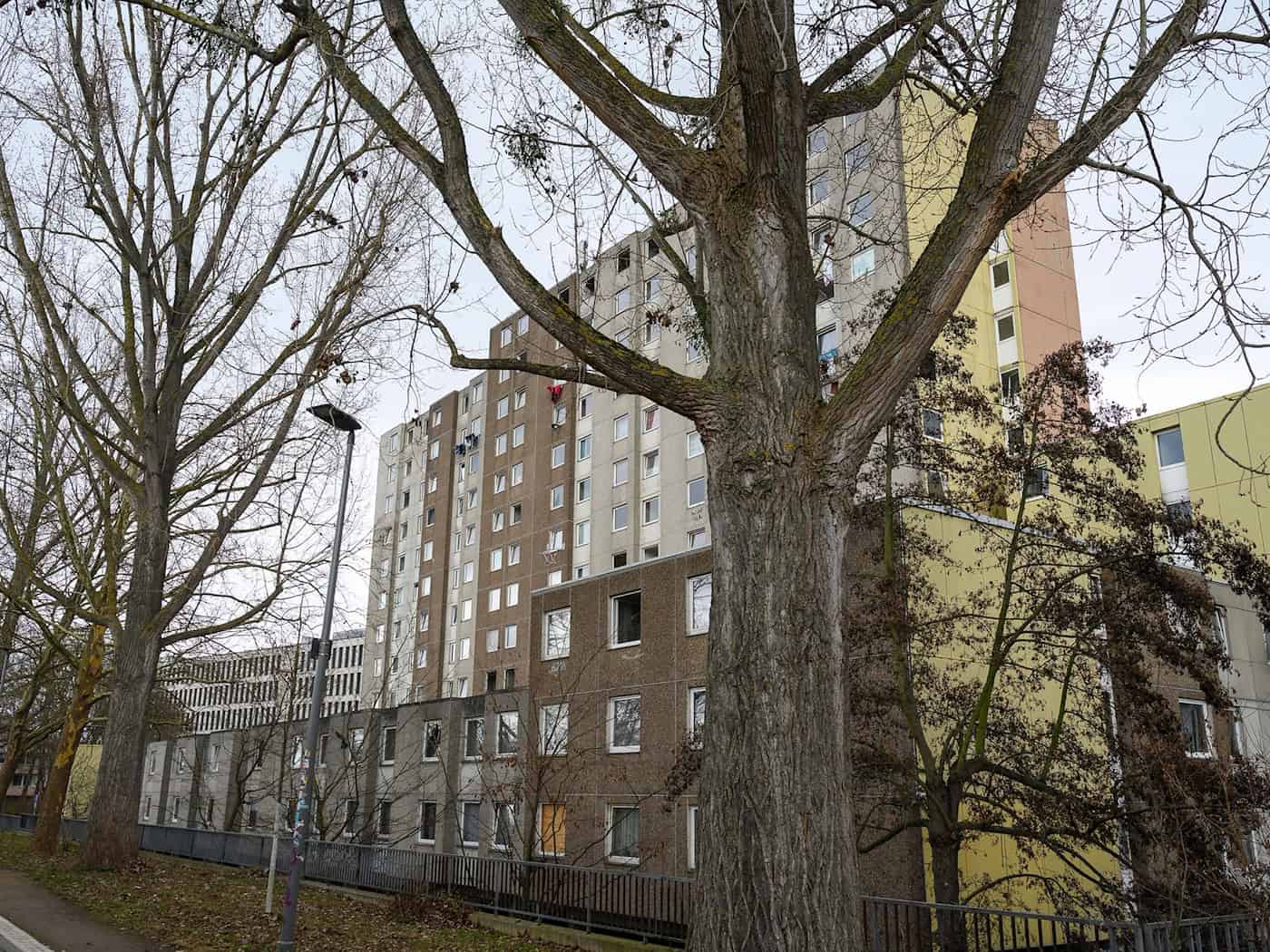 Göttingen: Sivius kündigt Räumungsklagen für Wohnkomplex an