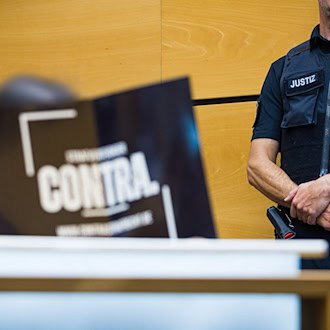 Jahre unschuldig in Haft - Frau gesteht Falschaussage