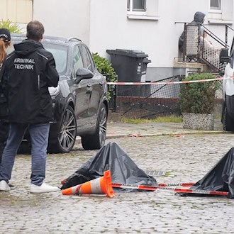 Mann wird auf offener Straße angeschossen - schwer verletzt