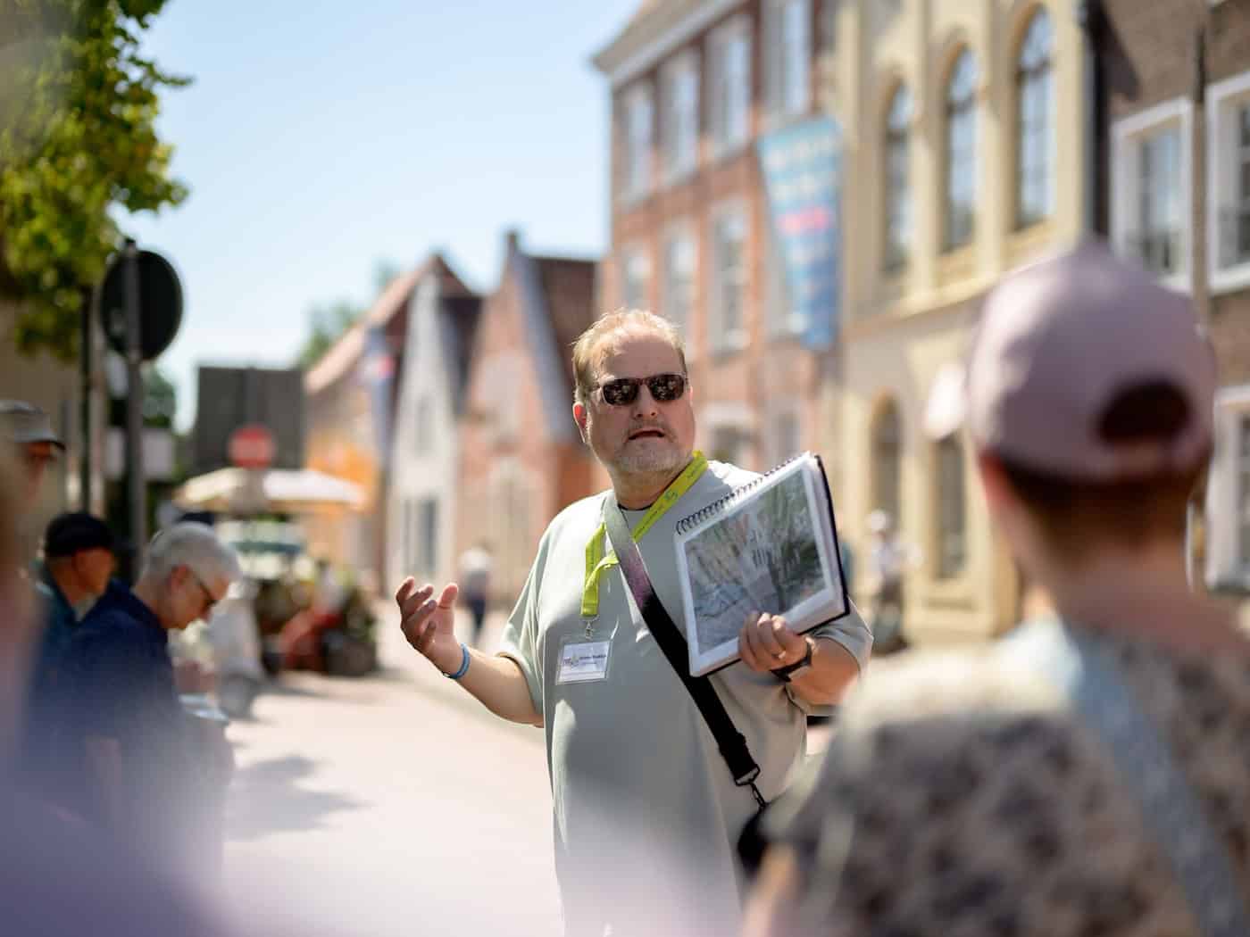 Krimi-Tourismus in Leer: Fans besichtigen Drehorte der ZDF-Reihe „Friesland“