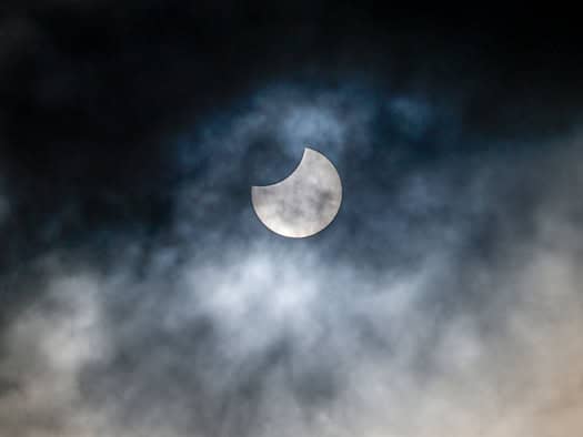 Partielle Sonnenfinsternis am Mittwoch über Norddeutschland – bis zu 90 Prozent Bedeckung