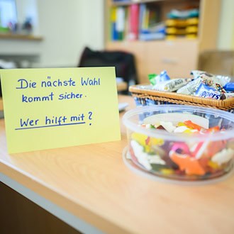 Knapp einen Monat vor Kommunalwahl: Große Städte in Niedersachsen suchen noch Wahlhelfer