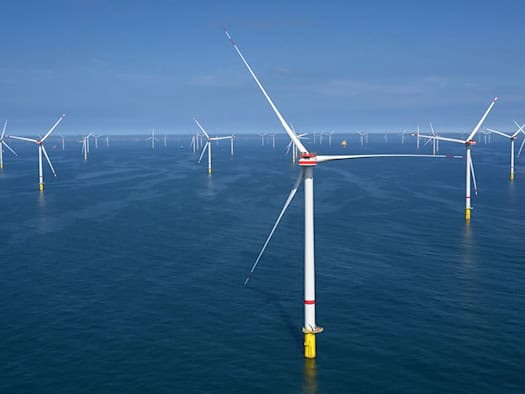 EnBW stellt Offshore-Windpark «He Dreiht» vor Helgoland fertig – 64 Turbinen, 960 MW