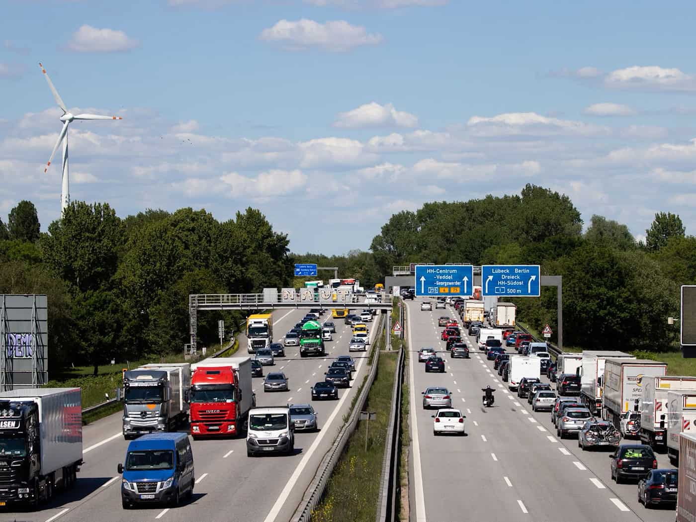 A1 Richtung Bremen wird gesperrt - Stau bei Hamburg erwartet