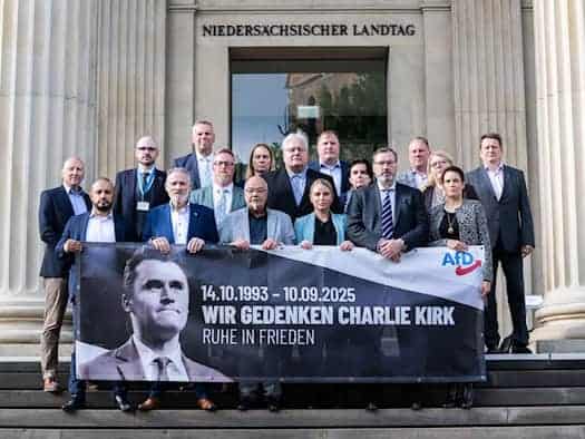 AfD gedenkt des erschossenen US-Aktivisten Charlie Kirk vor Niedersachsens Landtag