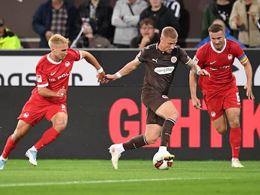Fujita trifft spät: St. Pauli bezwingt Wolfsburg am Millerntor