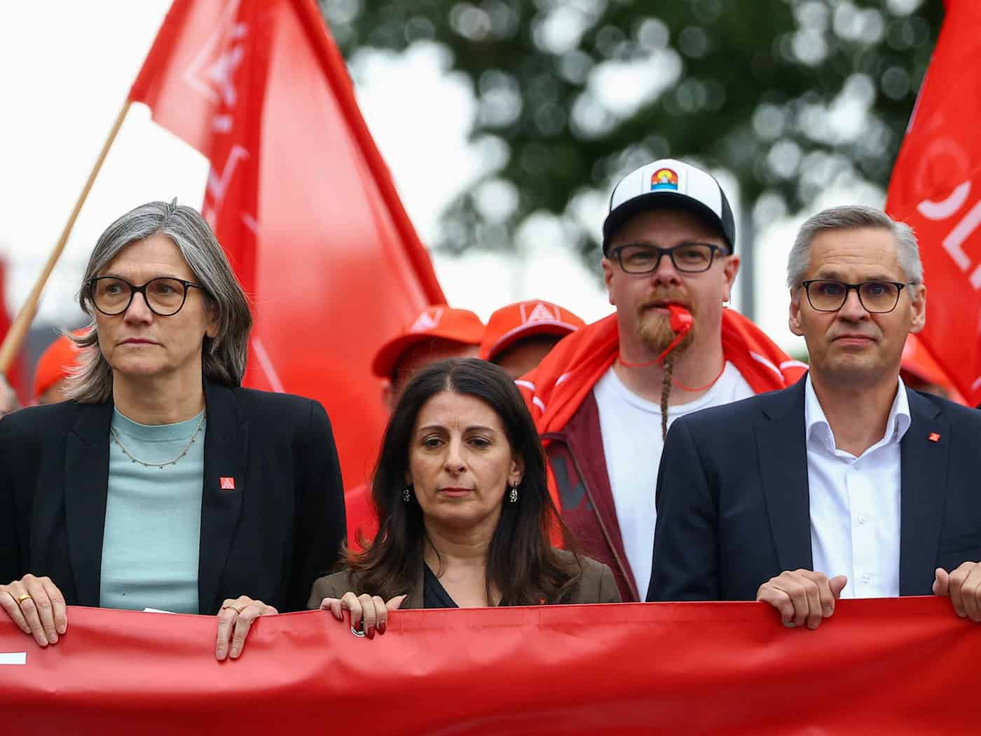 IG-Metall-Chefin Benner kritisiert VW-Chef Blume wegen Werkschließungen (Emden, Zwickau, Hannover, Neckarsulm)