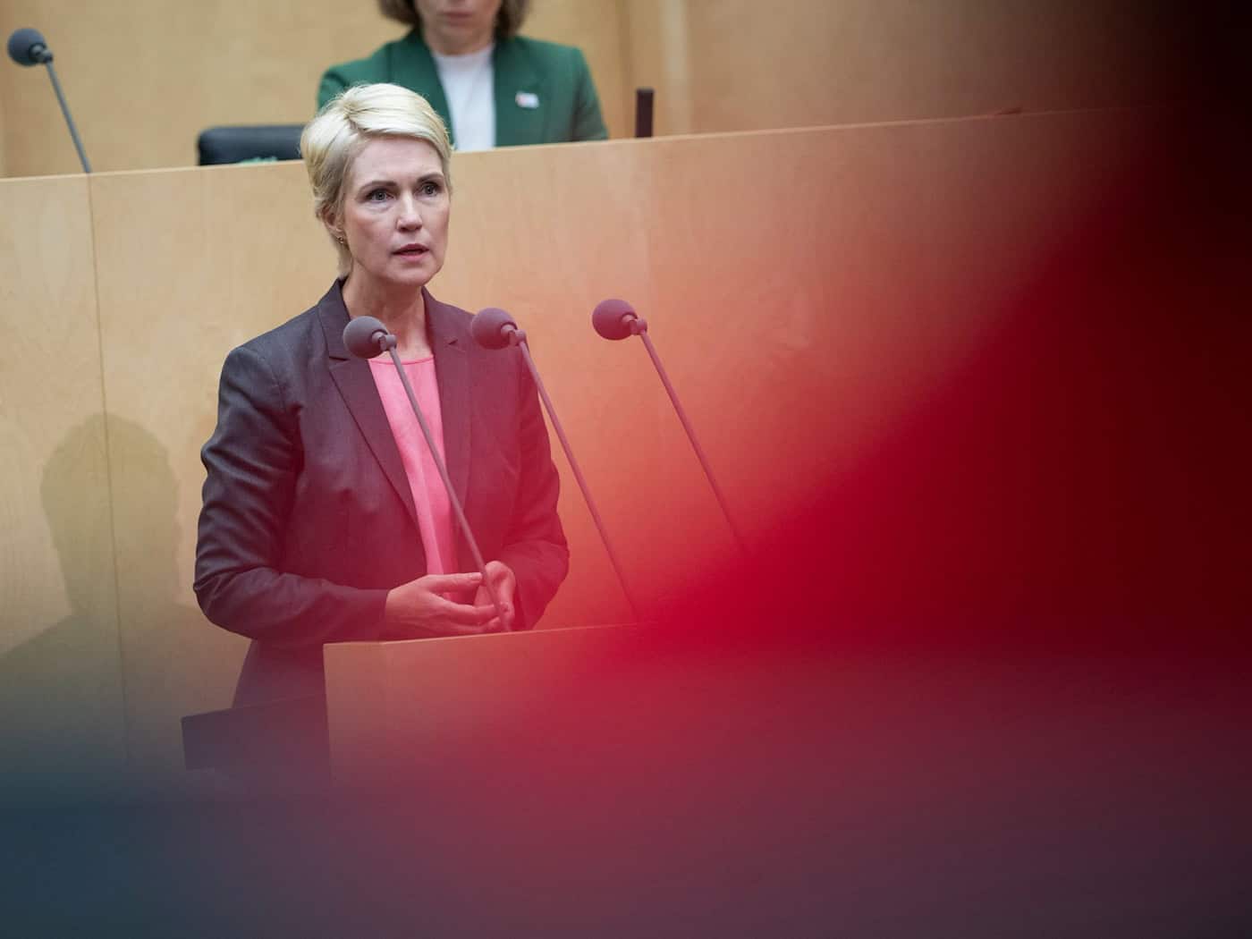 Länder dringen auf mehr Verlässlichkeit gegen hohe Energiepreise – Forderungen nach Tankrabatt, Preisdeckel und Übergewinnsteuer