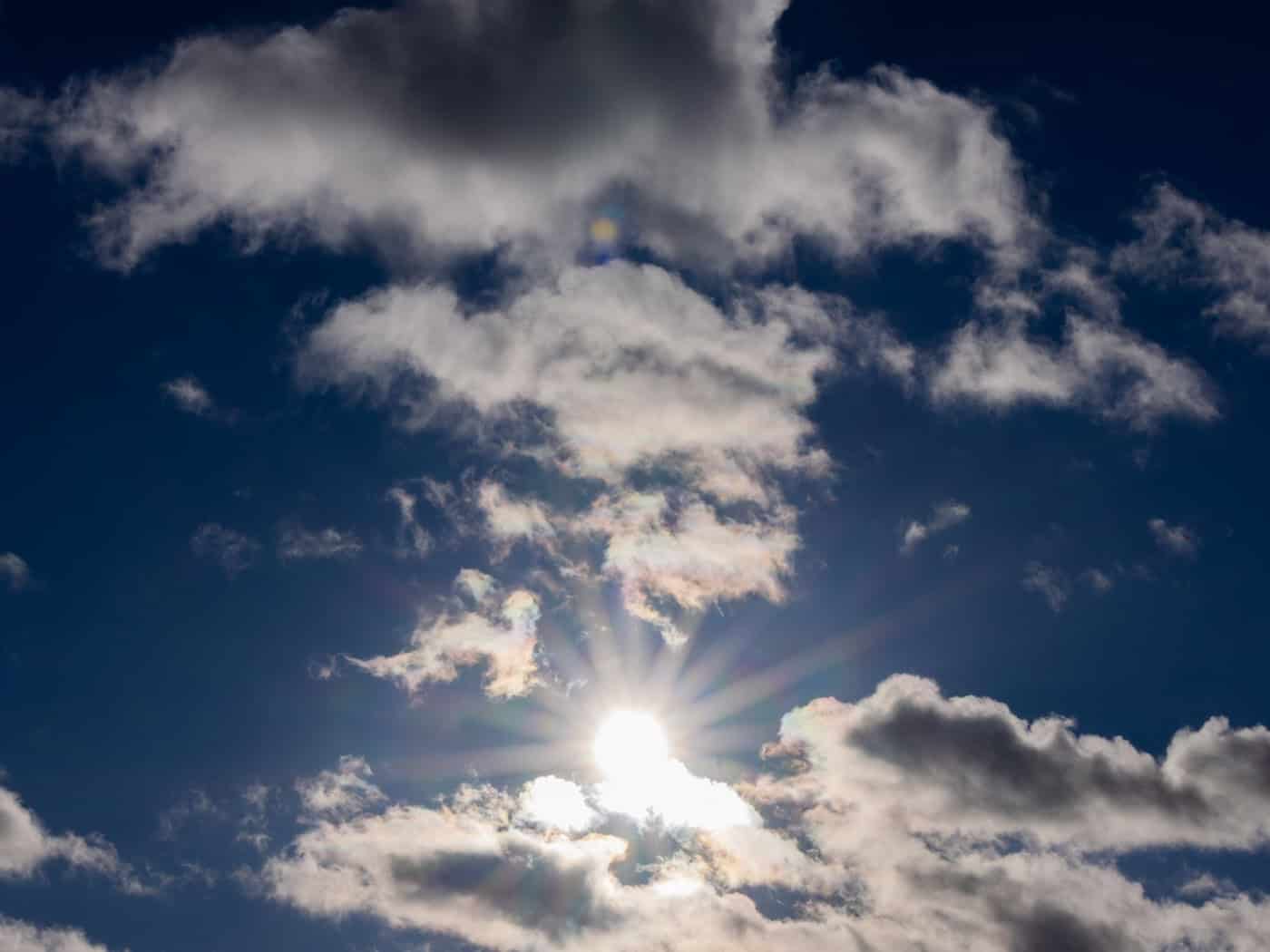 Ruhiger Dienstag im Nordwesten mit milden Höchstwerten um 18 Grad