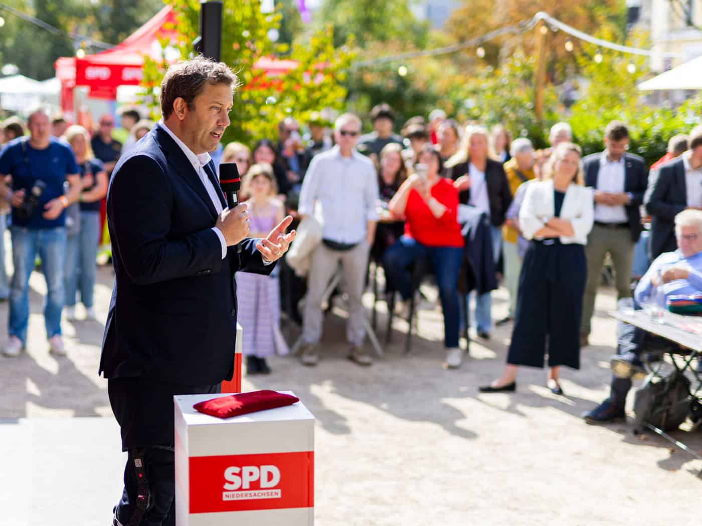 Kommunalwahlen in Niedersachsen: Letzter Wahlkampftag mit prominenter Bundesunterstützung