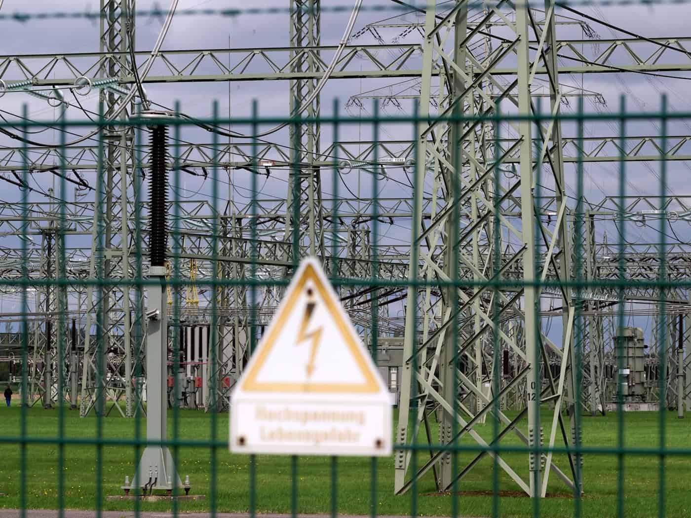 Stromausfall nach Feuer in Umspannwerk