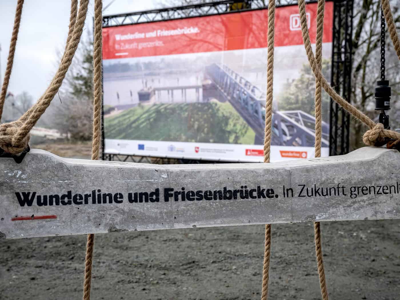 Leer–Groningen: Grenzüberschreitende Bahnverbindung nach mehr als zehn Jahren wieder eröffnet