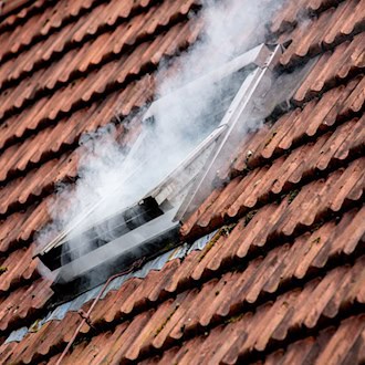 93-Jährige stirbt bei Schwelbrand in Wohnhaus