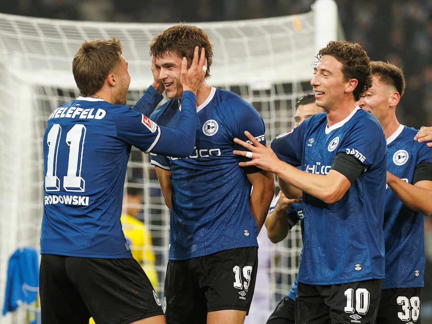 Arminia Bielefeld baut Heimbilanz aus – 3:1 gegen Eintracht Braunschweig