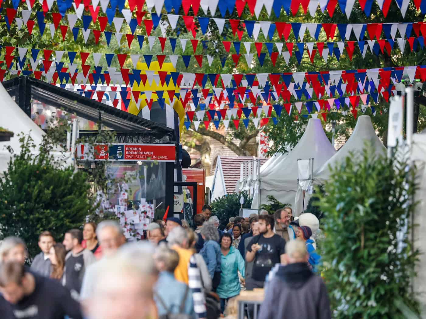 Feier zum Tag der Deutschen Einheit in Bremen zieht 550.000 Besucher an