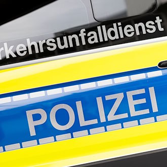 Kind in Achim von Auto erfasst und lebensgefährlich verletzt