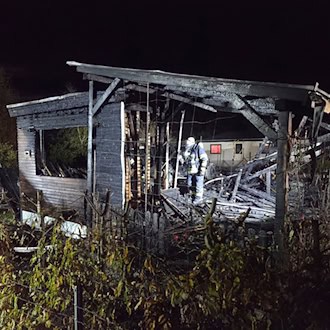 Mobilheim brennt aus - drei Verletzte