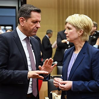 Olaf Lies warnt vor Wahlkampf gegen die Bundesregierung