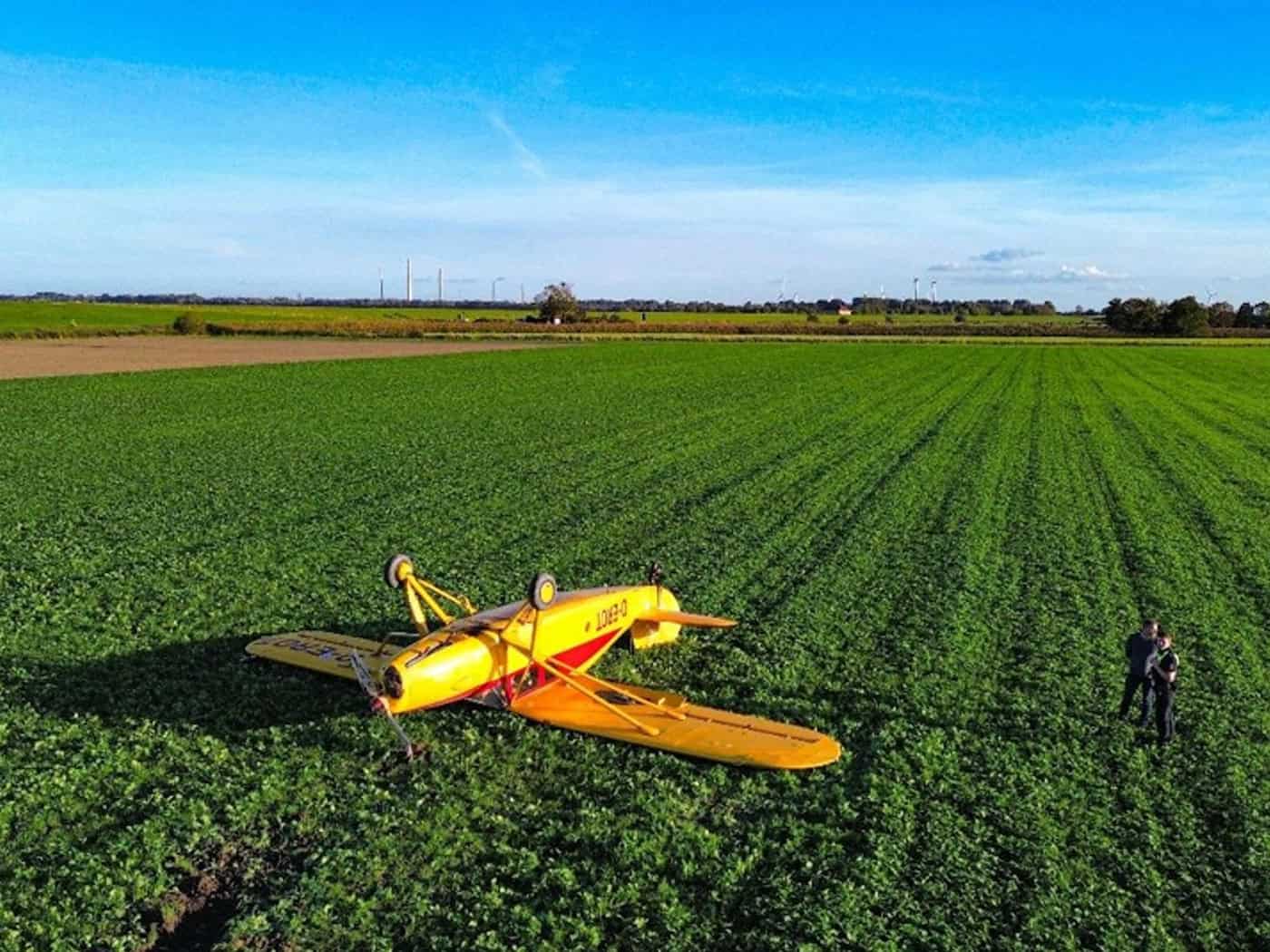 Pilot bei Notlandung in Wangerland-Crildumersie leicht verletzt