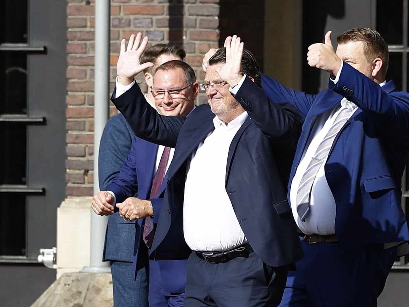 Buhrufe gegen AfD in Bremen beim Tag der Deutschen Einheit