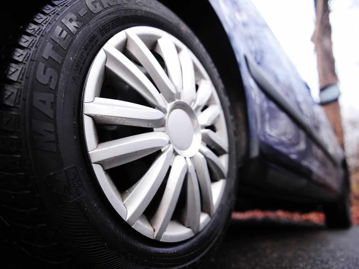 Unfall bei Autorennen - Kein Geld für verletzte Zuschauerin