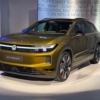 VW bringt ID. Tiguan als Elektro-SUV – Vorverkauf in Europa startet beim Pariser Autosalon