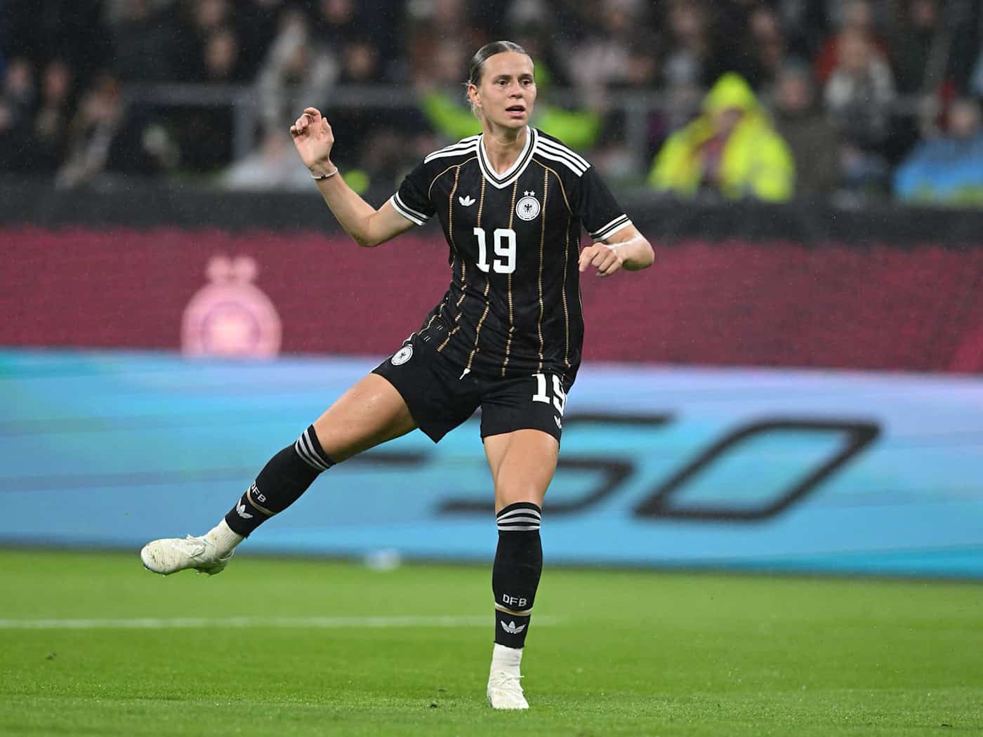 Bremen: Klara Bühl trifft – DFB-Frauen siegen 2:1 gegen Japan