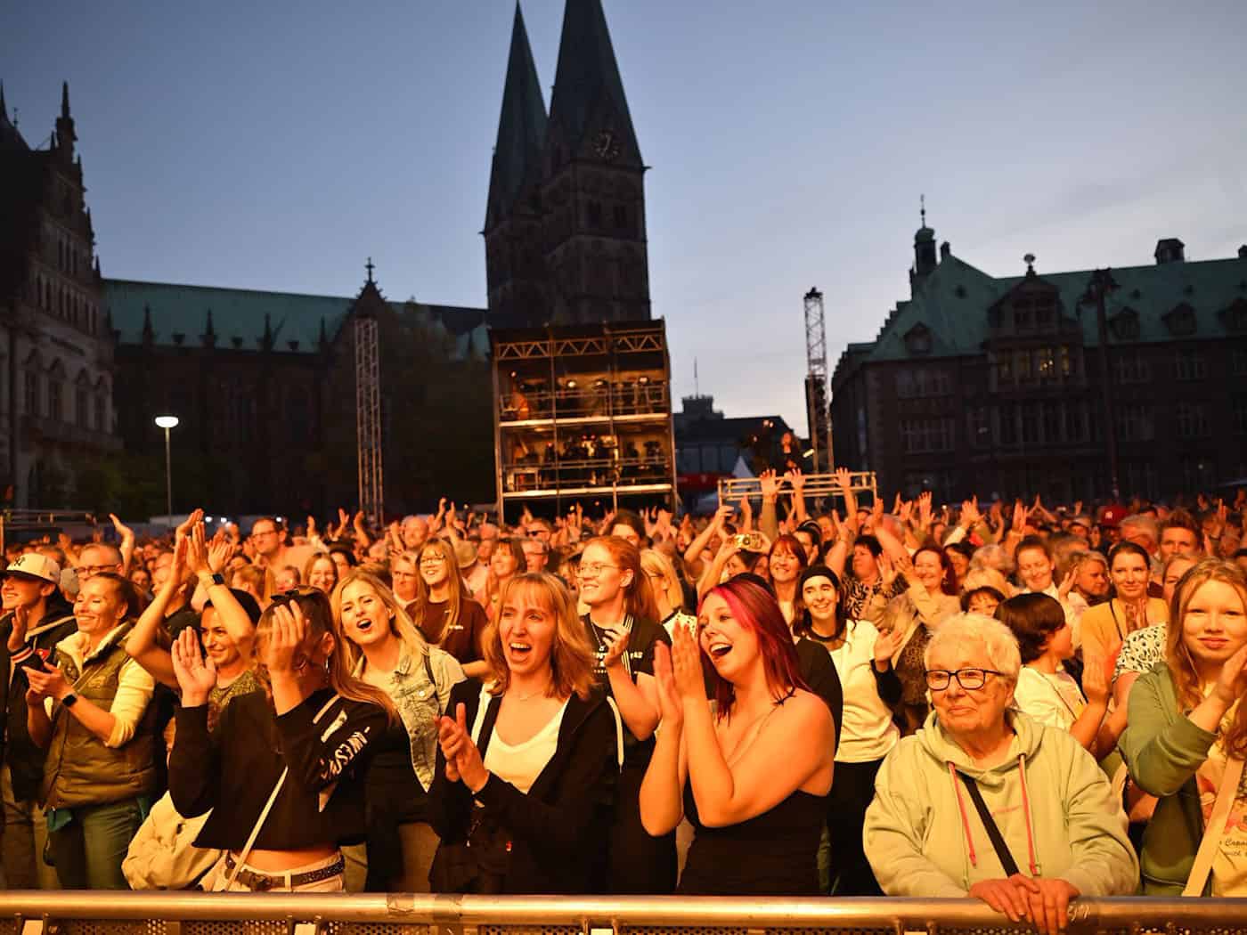 Zwischen Party und Warnruf - Wie Bremen die Einheit feiert