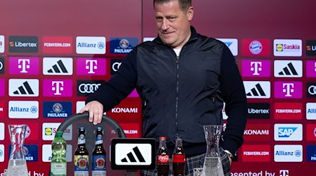 Max Eberl, neuer Sportvorstand des FC Bayern München, kommt in der Allianz Arena zur Pressekonferenz. / Foto: Sven Hoppe/dpa