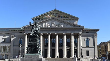 Der Max-Joseph-Platz vor der Bayerischen Staatsoper. / Foto: Felix Hörhager/dpa
