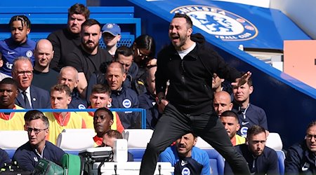 Roberto De Zerbi, Trainer von Brighton & Hove Albion, gestikuliert. / Foto: Paul Terry/CSM via ZUMA Press Wire/dpa