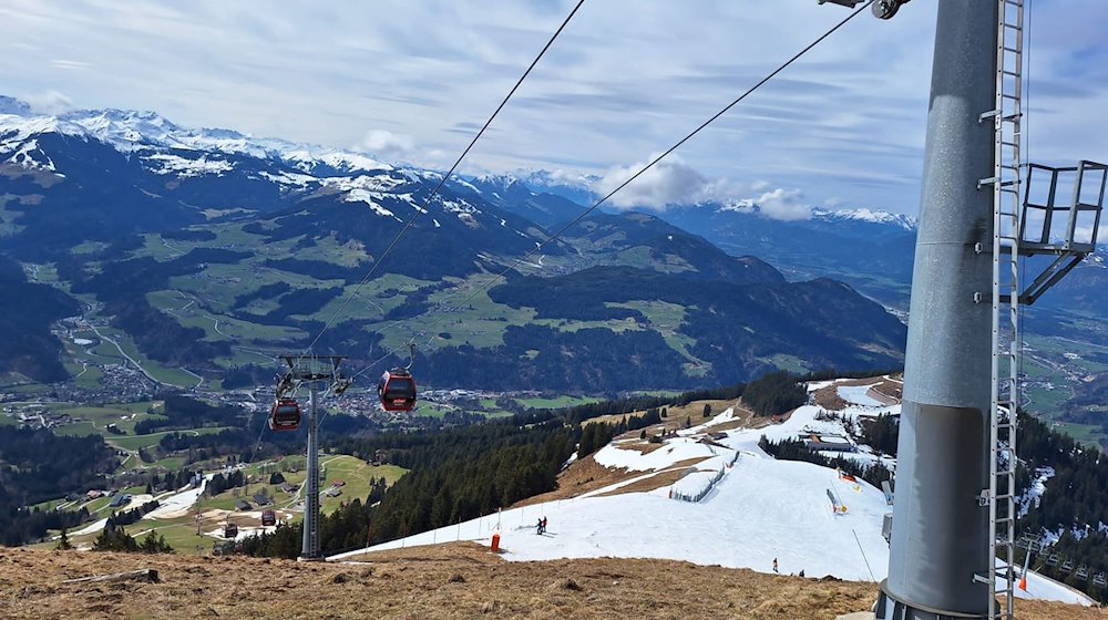 Blick auf den Unfallort. / Foto: Zoom.Tirol/APA/dpa