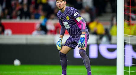 Dortmunds Torwart Gregor Kobel in Aktion. / Foto: Tom Weller/dpa