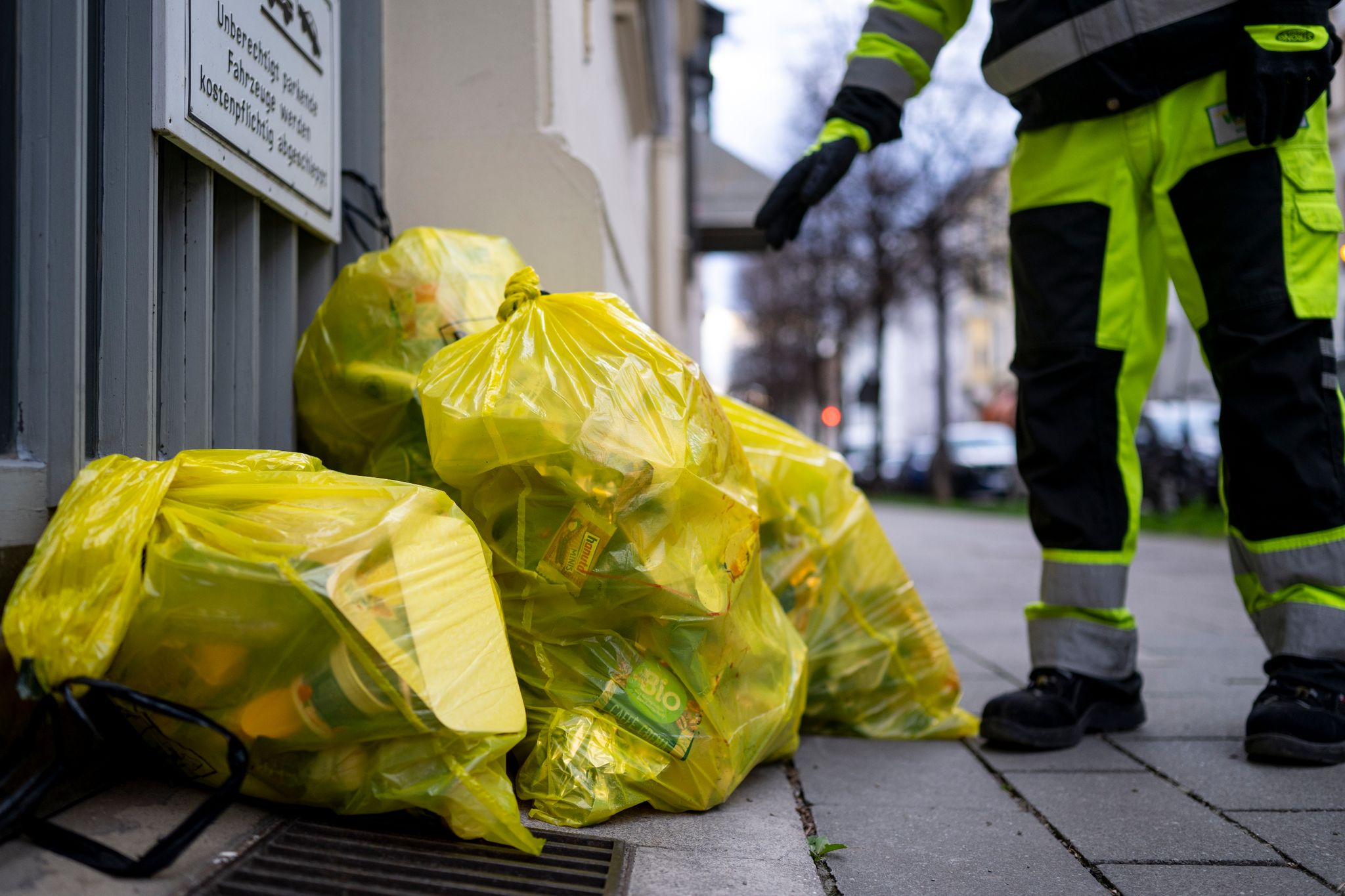 Plastikm ll Entsorgung In Bayern Bringsystem Vs Abholsystem plastikm-ll-entsorgung-in-bayern-bringsystem-vs-abholsystem