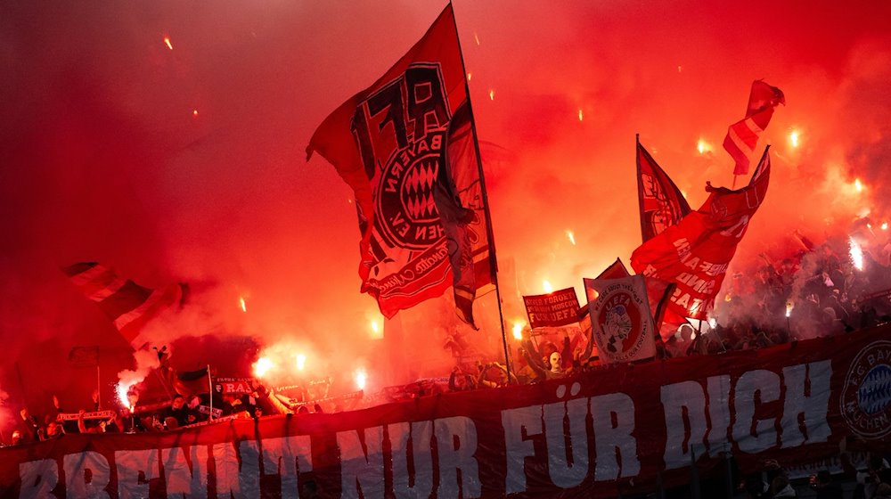 Der FC Bayern ist wegen Fehlverhaltens seiner Fans in der Champions League bestraft worden. / Foto: Sven Hoppe/dpa