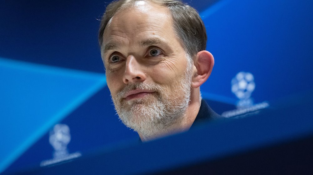 Trainer Thomas Tuchel von München nimmt nach dem Spiel an einer Pressekonferenz teil. / Foto: Sven Hoppe/dpa