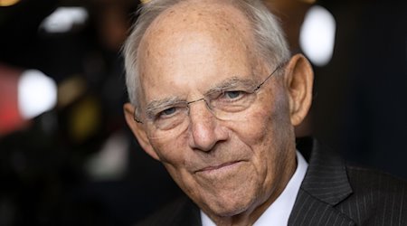 Wolfgang Schäuble (CDU), ehemaliger Bundestagspräsident, nimmt an einem Festakt anlässlich seines 80. Geburtstags teil. / Foto: Marijan Murat/dpa