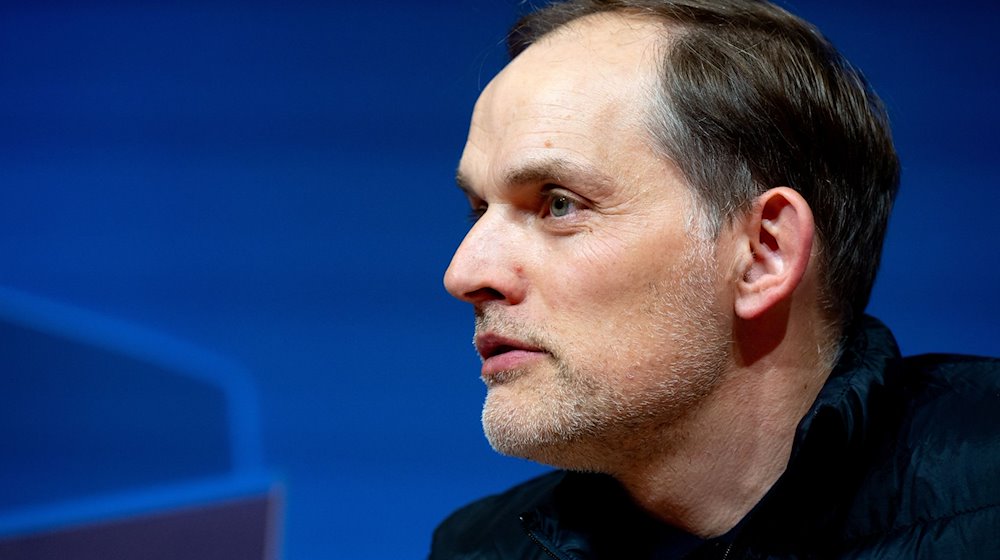 Trainer Thomas Tuchel von München nimmt nach dem Spiel an einer Pressekonferenz teil. / Foto: Sven Hoppe/dpa