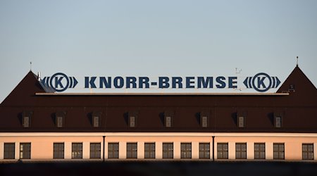 Die Zentrale des weltweit führenden Herstellers von Bremssystemen für Schienen- und Nutzfahrzeuge in München. / Foto: Andreas Gebert/dpa