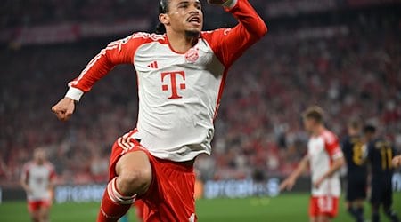 Münchens Leroy Sané jubelt über seinen Treffer zum 1:1. / Foto: Sven Hoppe/dpa