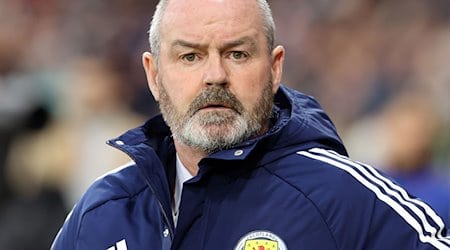 Steve Clarke, Trainer von Schottland, vor dem Spiel. / Foto: Steve Welsh/PA Wire/dpa/Archivbild