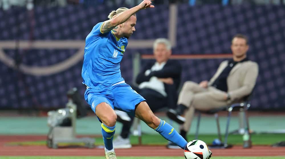 Fußball: Länderspiele, Deutschland - Ukraine, Max-Morlock-Stadion, Ukraines Mychajlo Mudryk am Ball. / Foto: Daniel Karmann/dpa