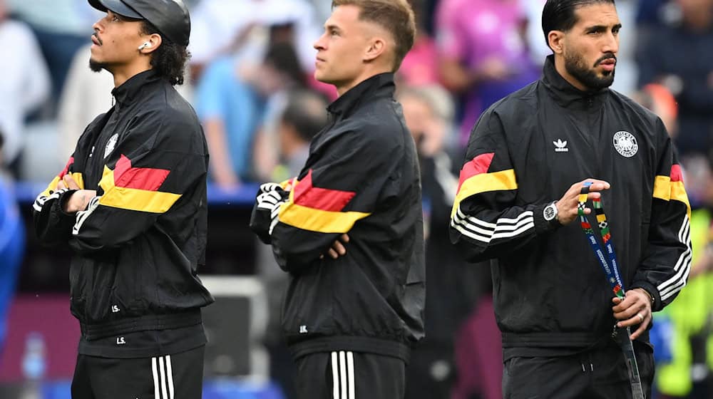 Deutschlands Leroy Sane (l-r), Joshua Kimmich und Emre Can vor dem Spiel. / Foto: Sven Hoppe/dpa