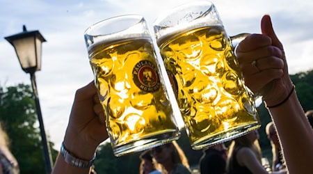 In München eröffnet der Biergarten «Die Null». Wer hier herkommt, muss sich über die Promillegrenze keine Gedanken machen. / Foto: Marc Müller/dpa