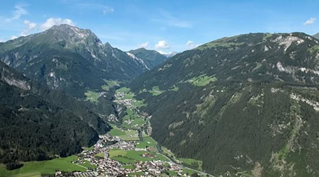 Die Bergrettung von Mayrhofen im Zillertal rückte aus, um die Jugendlichen in Sicherheit zu bringen. (Foto: Archiv) / Foto: Frank Kleefeldt/dpa