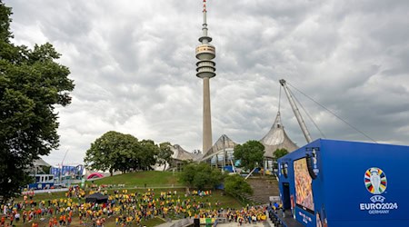 Die Fanzone in München bleibt am spielfreien Sonntag geschlossen. (Archivbild) / Foto: Stefan Puchner/dpa